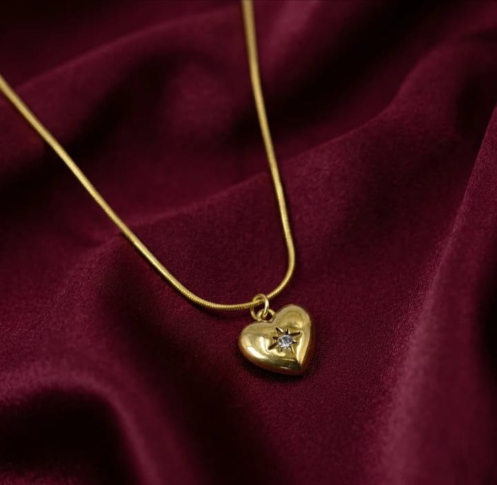 Anti-Tarnish 18K Gold-Plated Heart Pendant Chain